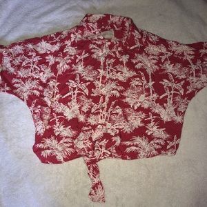 Super cute tie crop top